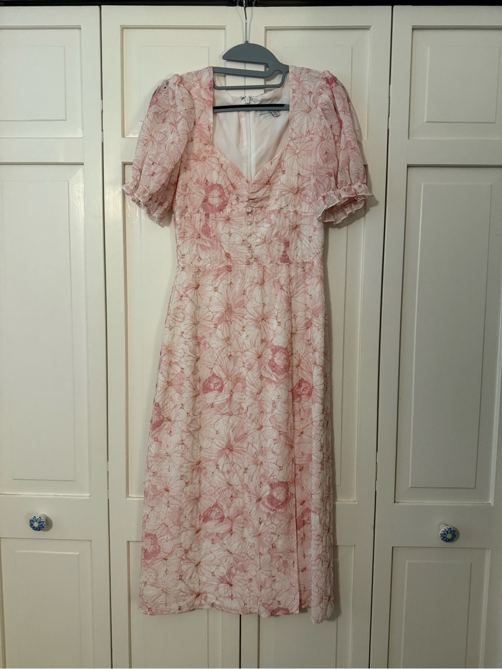 Adelyn Rae Pink Floral Midi Dress with Puff Sleeves